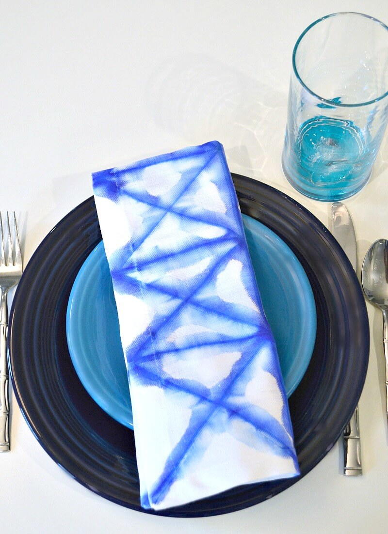 craft f ideas FaveCrafts.com Tie Napkins Shibori Japanese Dye craft f ideas FaveCrafts.com Tie Napkins Shibori Japanese Dye