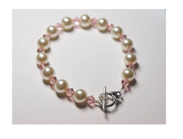 Glass Pearls and Crystals Bracelet