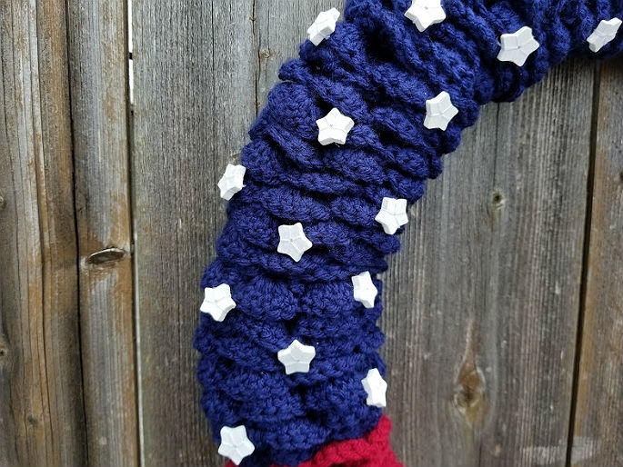 pattern crochet v Wreath Flag American AllFreeCrochet.com pattern crochet v Wreath Flag American AllFreeCrochet.com
