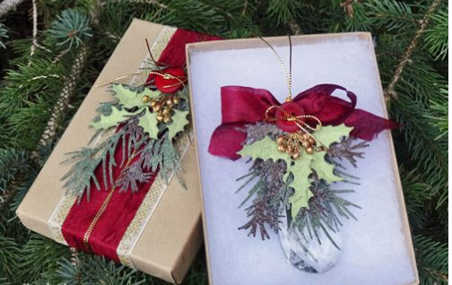 Homemade Holiday Gift Boxes and Ornaments