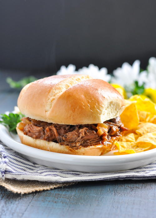 Slow Cooker Beef Barbecue