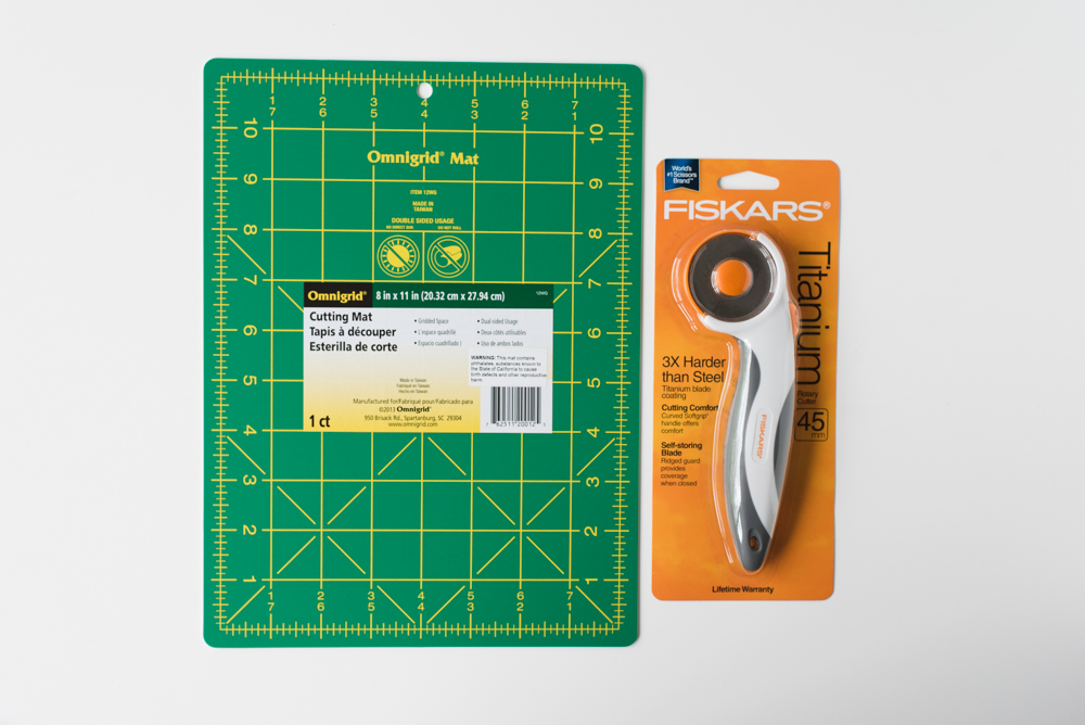 Fiskars Rotary Cutter and Cutting Mat Bundle Giveaway