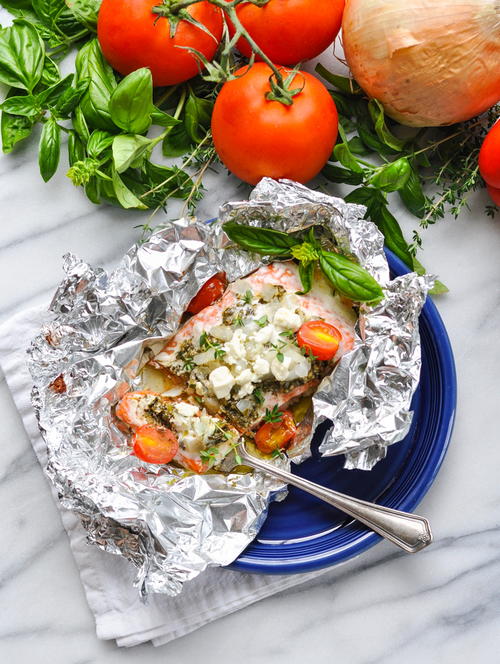 5-Ingredient Mediterranean Salmon in Foil Packets