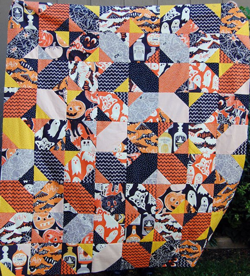 Fat Quarters Halloween Quilt