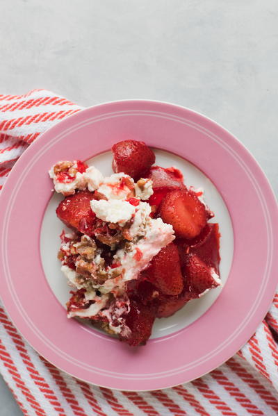 Strawberry Pretzel Salad