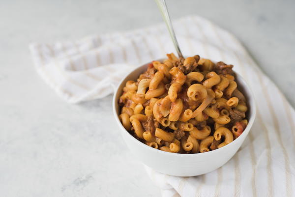 Cheesy One Pot Hamburger Casserole