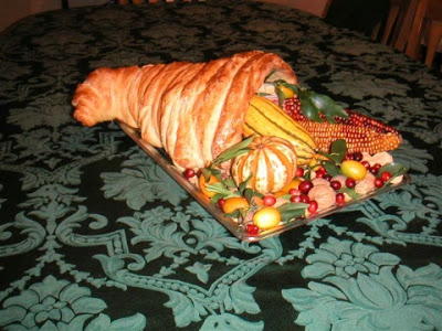 How to Make a Bread Cornucopia