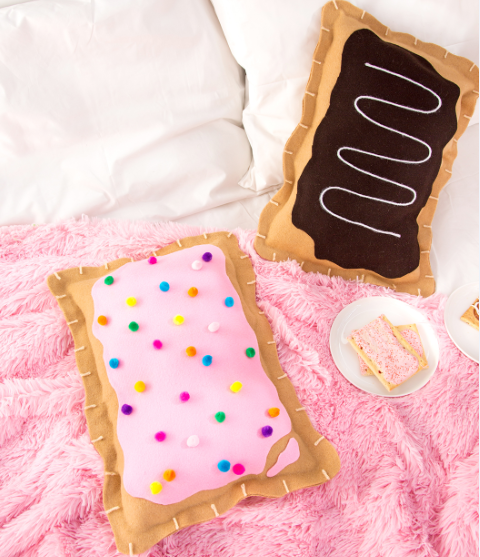 No Sew Pop Tart DIY Pillow