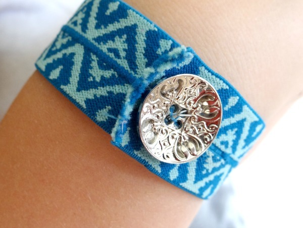 Easy Elastic Bracelet