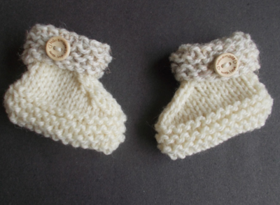 Simple Knit Baby Booties Pattern