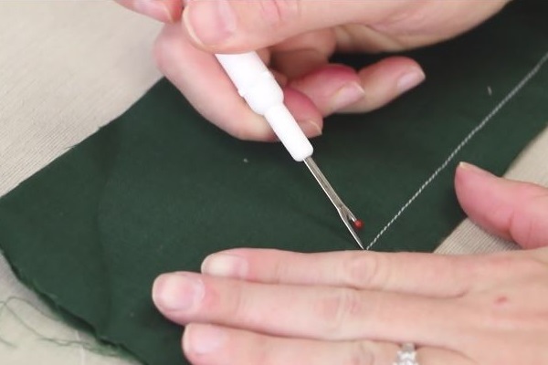 How to Use a Seam Ripper