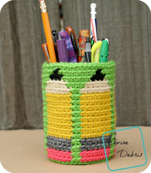 30 Minute Pencil Case | AllFreeCrochet.com