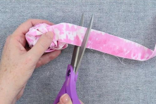 How to Make No Sew Fabric Flowers | AllFreeSewing.com