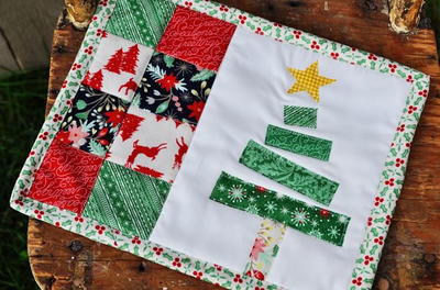 Charming Christmas Tree Mug Rug