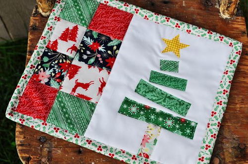 Charming Christmas Tree Mug Rug