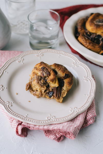 Heavenly Cinnamon Bun Pie