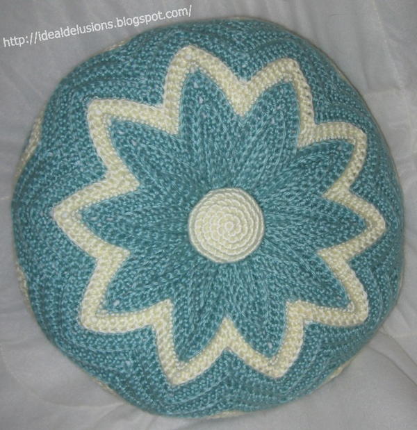 Retro Round Ripple Pillow