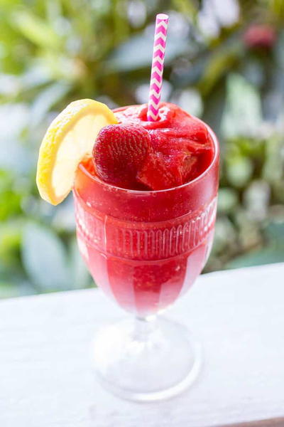 Strawberry Lemonade Daiquiri