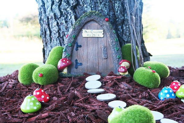 Simple DIY Fairy Garden 