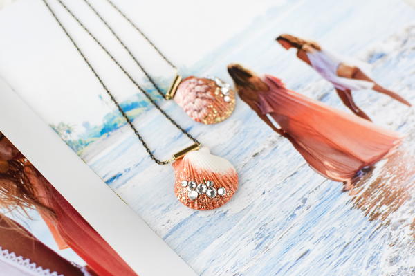 Shimmer Seashell Necklace Diy Favecrafts Com