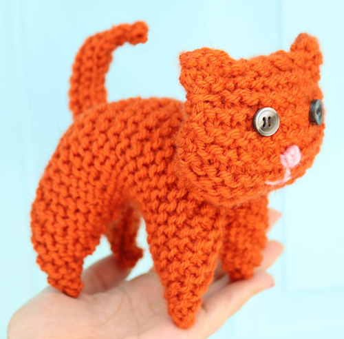 Sweet Kitty Easy Knit Toys