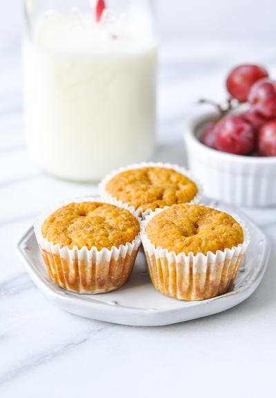 Applesauce Pumpkin Muffins