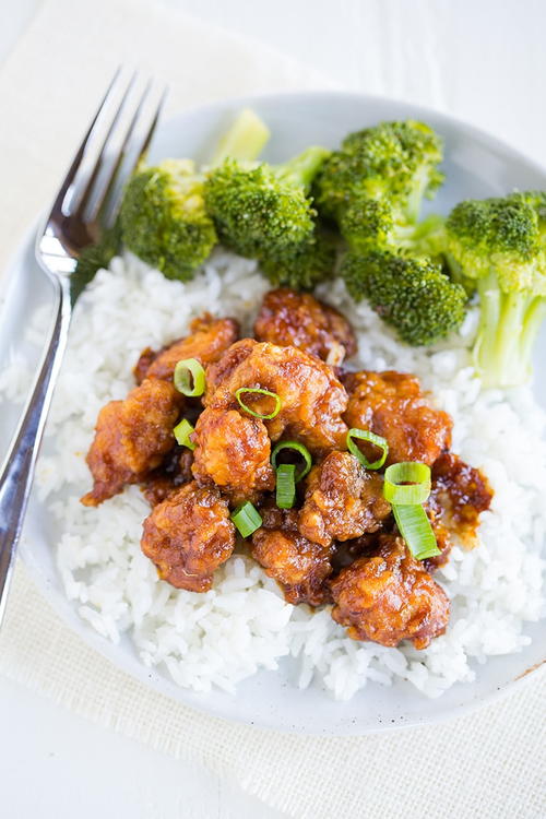 Homemade General Tsos Sauce and Chicken