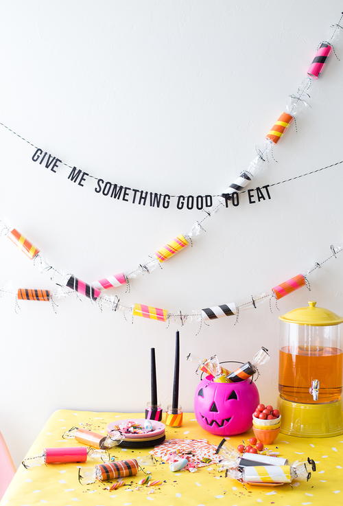 Toilet Paper Roll Candy DIY Garland