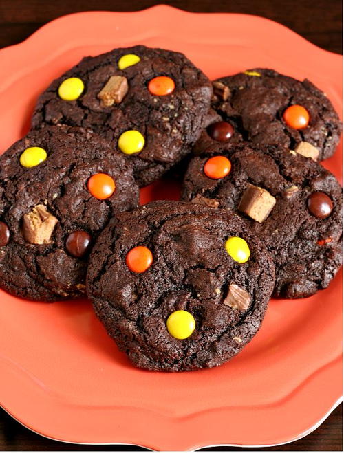 Leftover Halloween Candy Cookies
