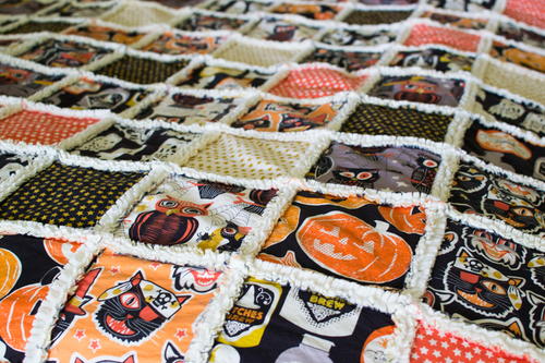 Perfect Fall Rag Quilt Tutorial