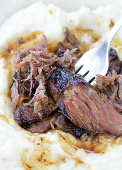 Slow Cooker Short Ribs