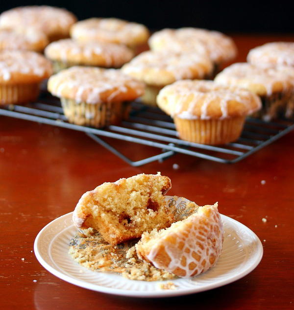 Sour Cream Cinnamon Roll Muffins