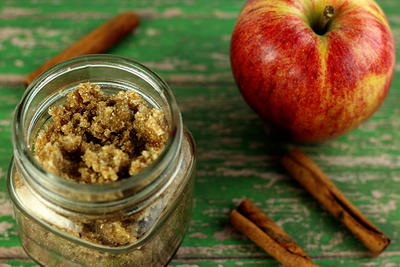Spiced Apple Cider Sugar Scrub Recipe