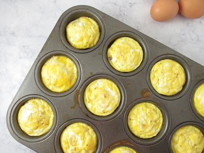 Cheesy Sausage and Egg Muffins