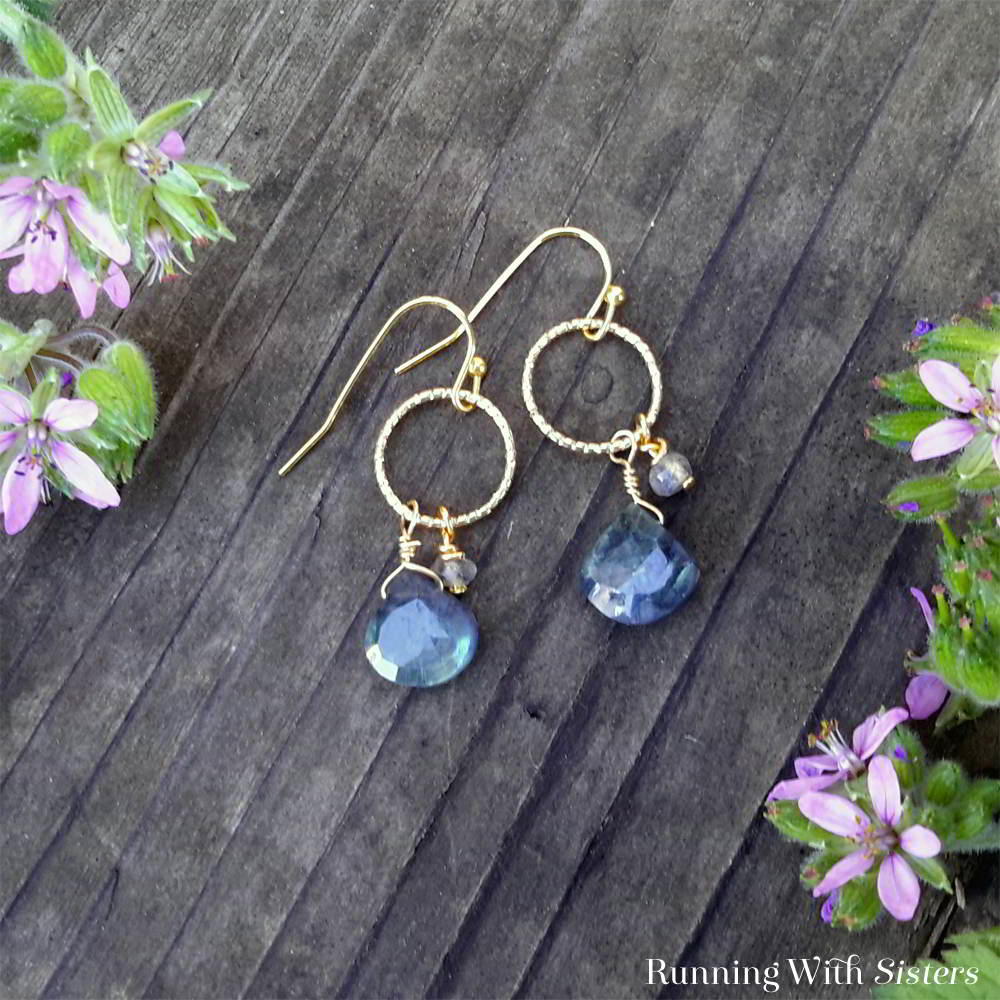 Easy Copper Circle Earrings | AllFreeJewelryMaking.com