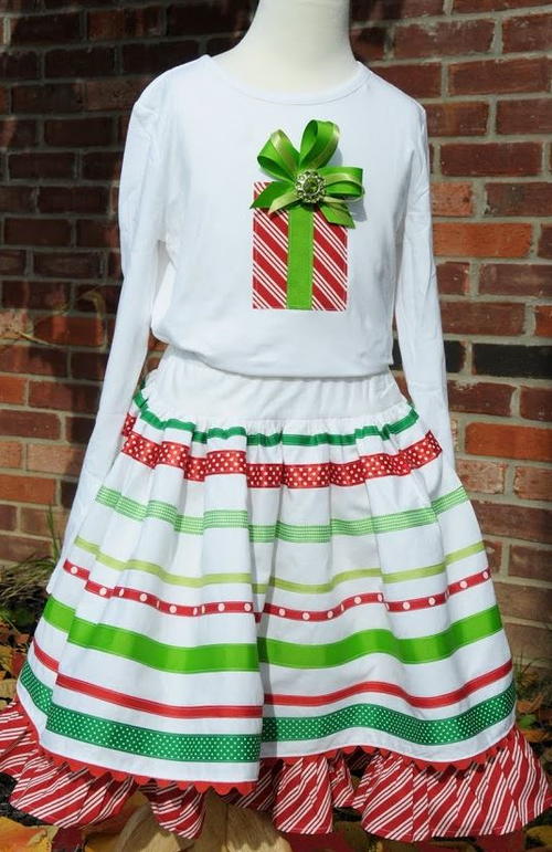 Be-Ribboned Skirt and T-Shirt