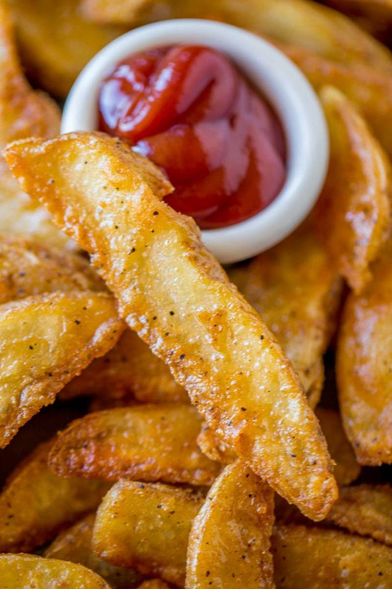KFC Potato Wedges (Copycat) | FaveSouthernRecipes.com