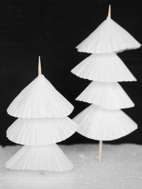 Easy Paper Christmas Tree Decorations