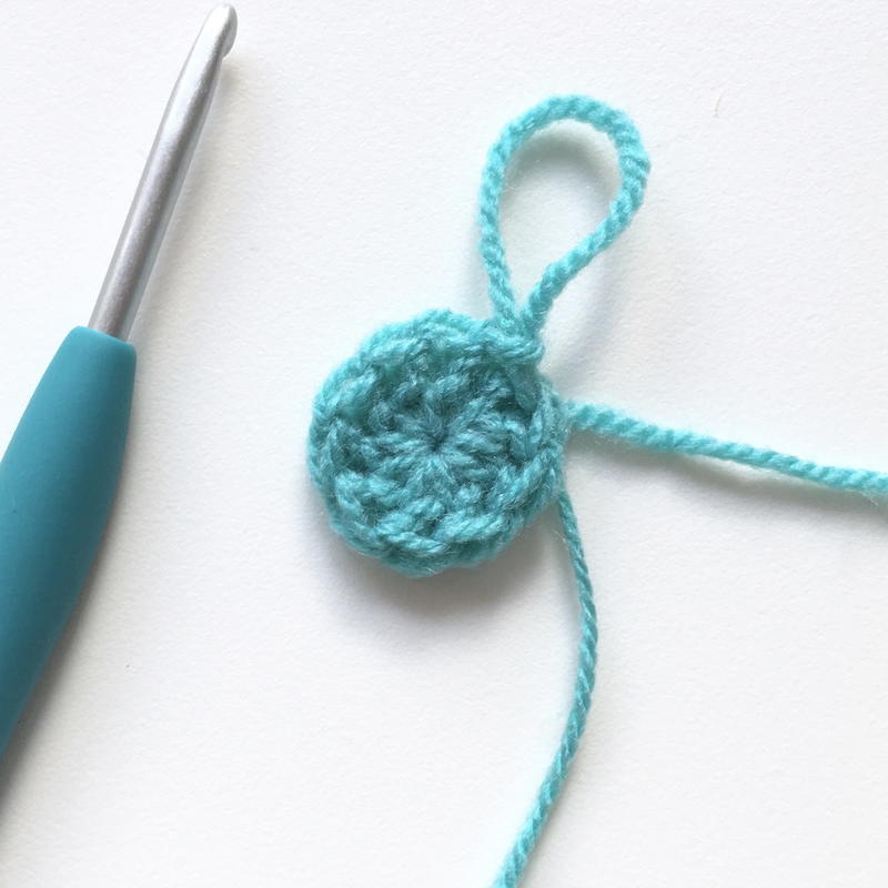 Magic Ring Tutorial AllFreeCrochet com