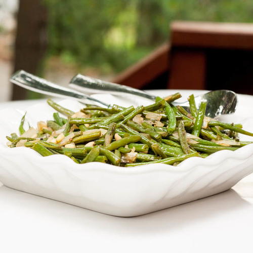 Green Beans with Shallots and Pine Nuts