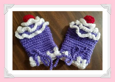 Patty Cakes Baby’s First Mittens