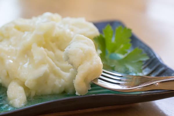 Extra Creamy Roasted Garlic Mashed Potatoes
