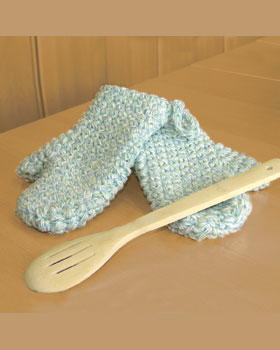 Easy Oven Mitts | FaveCrafts.com