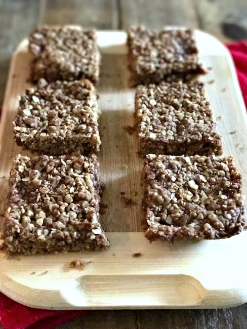 Copycat Pioneer Woman Strawberry Oat Bars