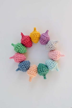 39 Miniature Crochet Patterns | FaveCrafts.com