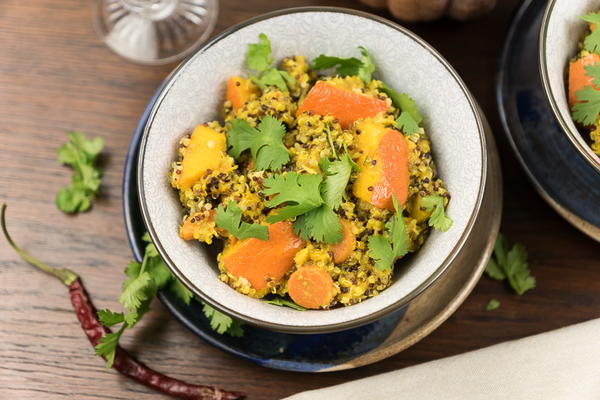 Ambercup Squash Curry with Carrots and Quinoa