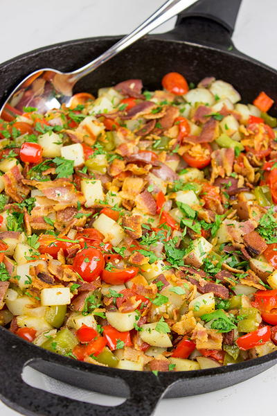 Skillet Potatoes With Bacon And Cherry Tomatoes