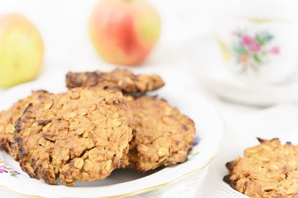 Soft Cookies with Fresh Apples