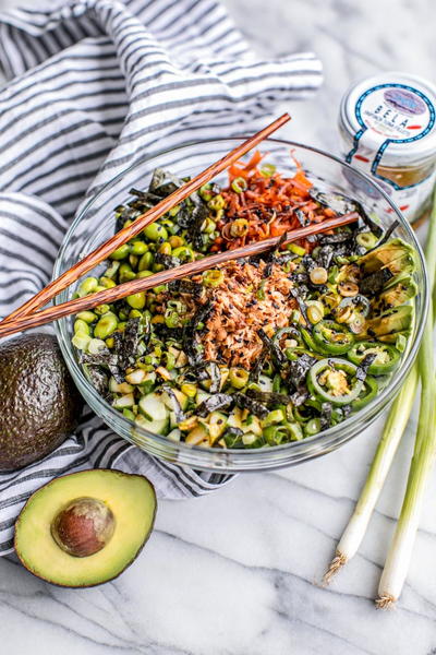 Easy Homemade Spicy Tuna Poke Bowls