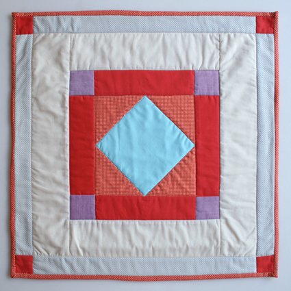 Classic Amish Diamond Quilt